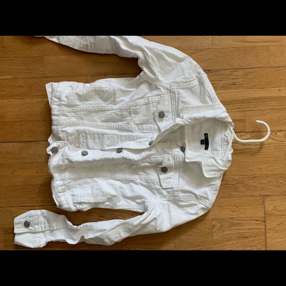 Gap XS white jean denim jacket